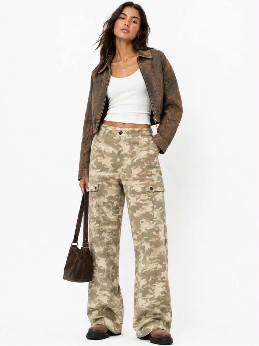 Regeneration Celebrity Pink Camo Wide Leg Cargo Jeans – Size 3/26 GUC